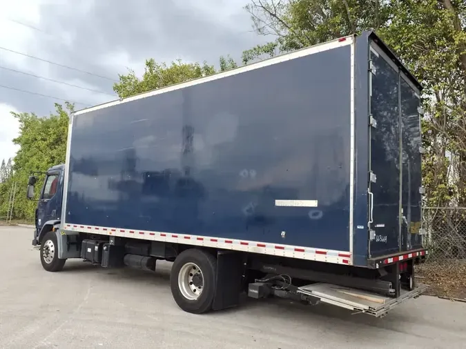 2017 KENWORTH TRUCKS T270