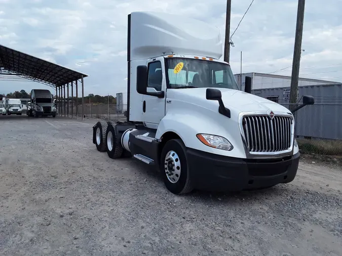 2018 NAVISTAR INTERNATIONAL LT625 DAYCAB T/A