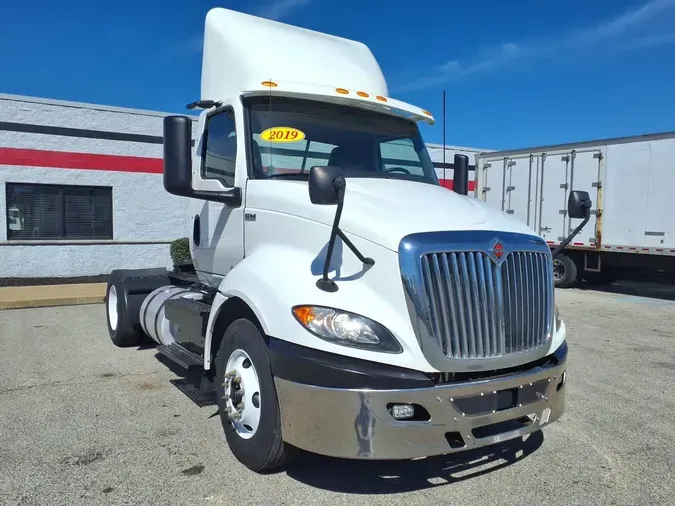 2019 NAVISTAR INTERNATIONAL RH613 DAYCAB S/A1af5e837ced686cbb9db0ff67313d4d7