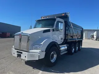 2024 Kenworth T880