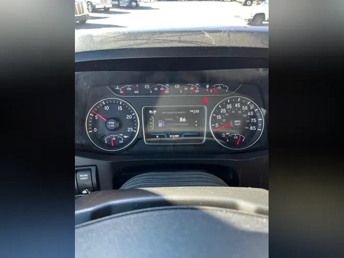 2022 International LT625