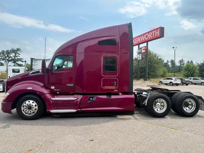 2022 Kenworth T680
