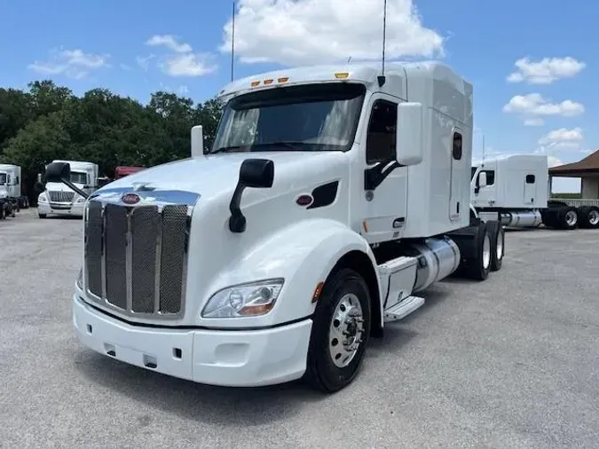 2021 Peterbilt 579