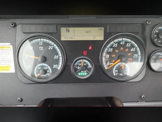 2018 FREIGHTLINER CA12562DC