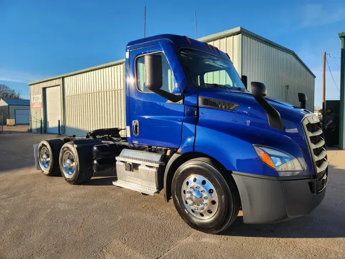 2021 Freightliner Cascadia