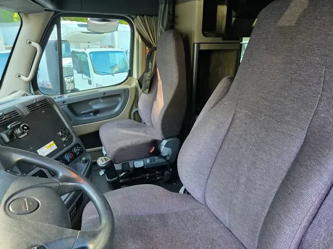 2020 FREIGHTLINER CASCADIA 125