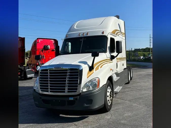 2019 FREIGHTLINER CASCADIA