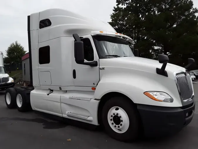 2018 NAVISTAR INTERNATIONAL LT625 SLPR CAB