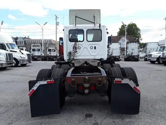 2019 FREIGHTLINER CASCADIA 125