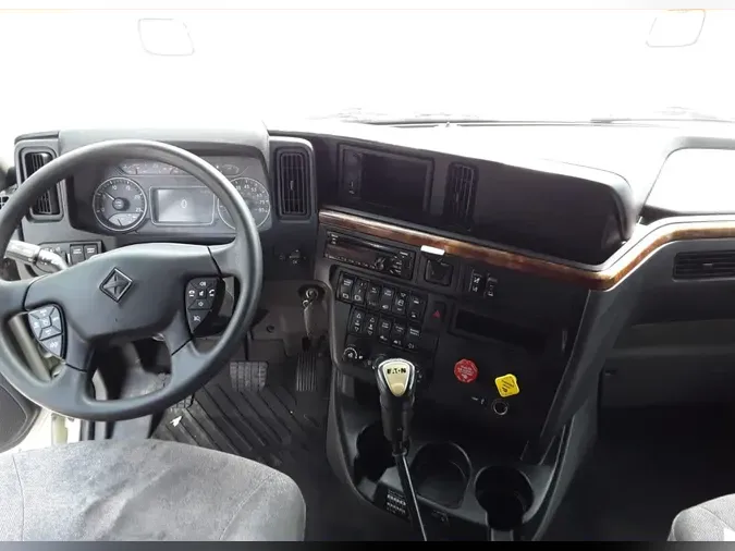 2019 NAVISTAR INTERNATIONAL LT625 SLPR CAB