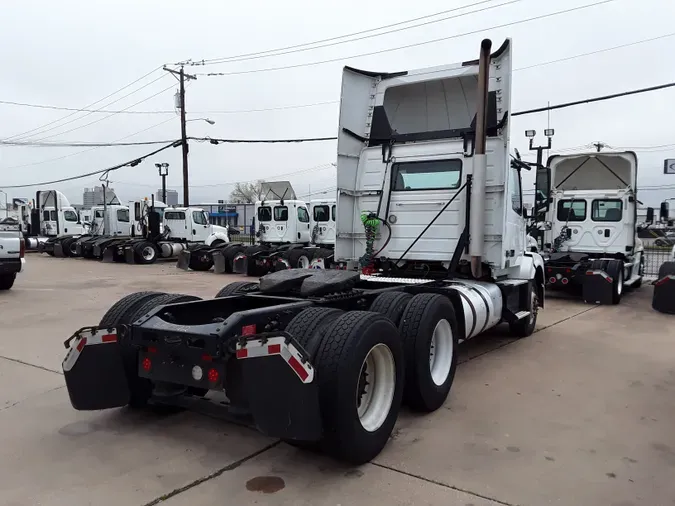 2017 VOLVO VNL64TRACTOR