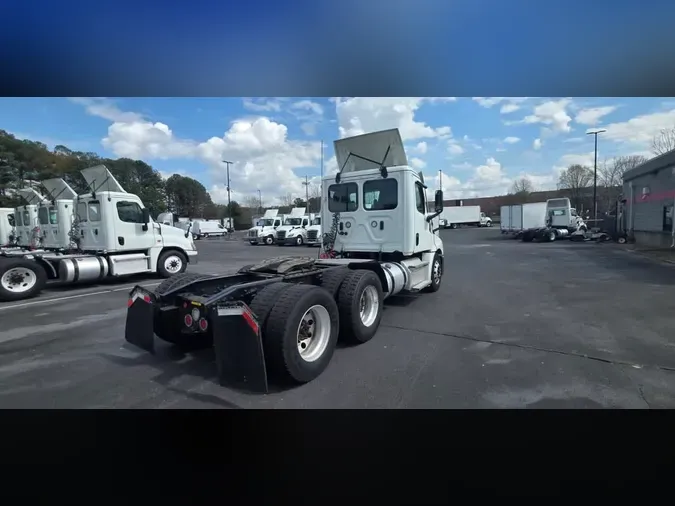 2021 FREIGHTLINER/MERCEDES NEW CASCADIA PX12664