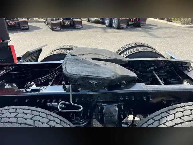 2022 FREIGHTLINER CA126