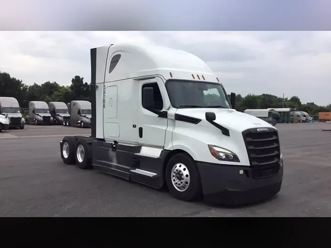 2023 Freightliner Cascadia 1261b24df019bf192b6edc5b2d61f22ec66