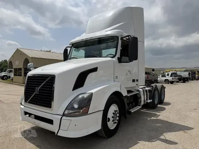 2013 VOLVO VNL64T3001b25291203674b80b3754b7b9b28e1f2