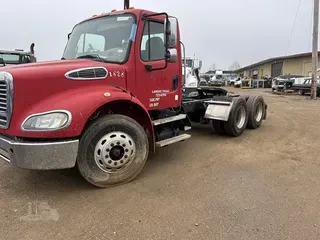 2009 FREIGHTLINER BUSINESS CLASS M2 112