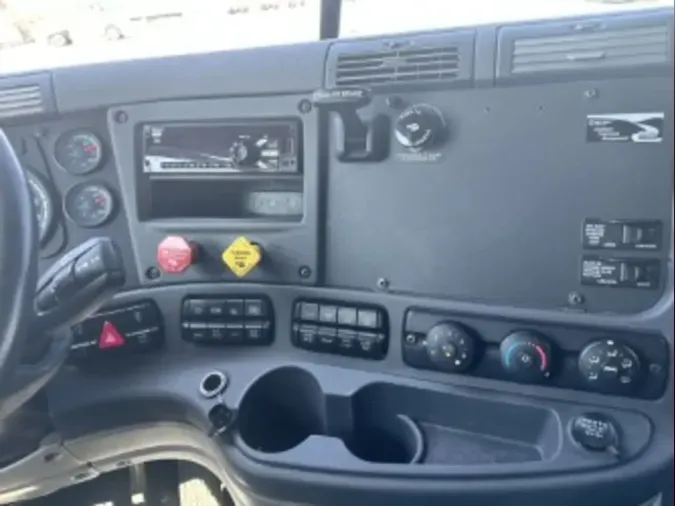 2019 FREIGHTLINER/MERCEDES CASCADIA 125