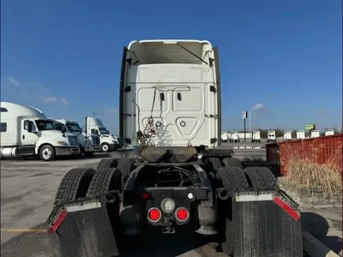 2020 FREIGHTLINER/MERCEDES NEW CASCADIA 116