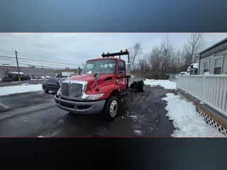 2020 NAVISTAR INTERNATIONAL MV607 (4X2)