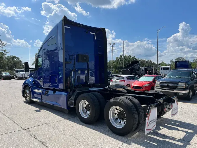 2022 Kenworth T680