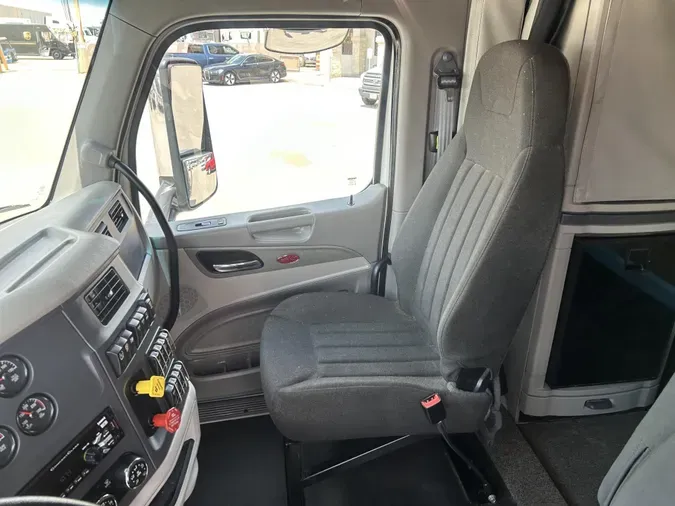 2021 Peterbilt 567
