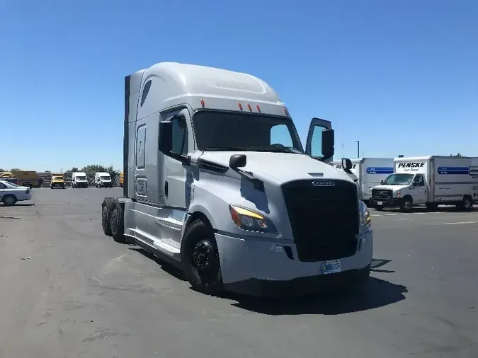 2020 Freightliner T12664ST1b33431554a917f4316a182531c39147