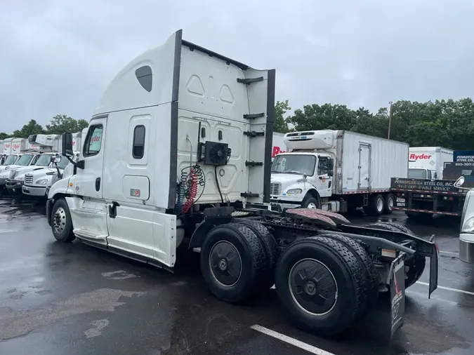 2019 FREIGHTLINER/MERCEDES CASCADIA 125