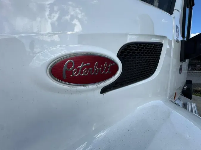 2020 Peterbilt 579