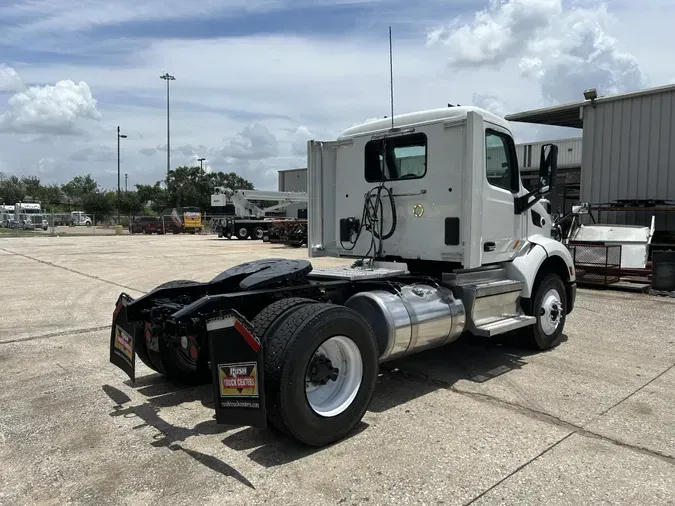 2022 Peterbilt 579