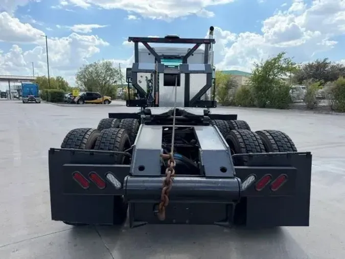2026 Peterbilt 567