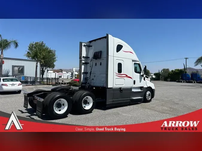 2021 FREIGHTLINER CA126