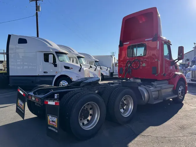 2020 Peterbilt 579