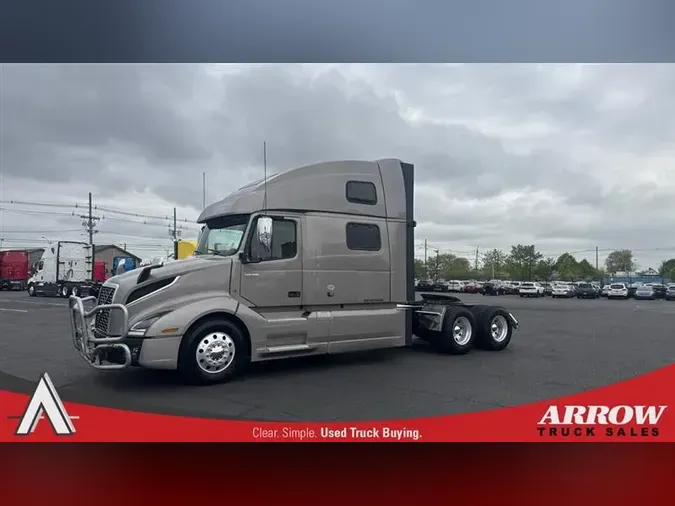 2022 VOLVO VNL8601b44717c5112e726c1ea33f97f4ed5f2