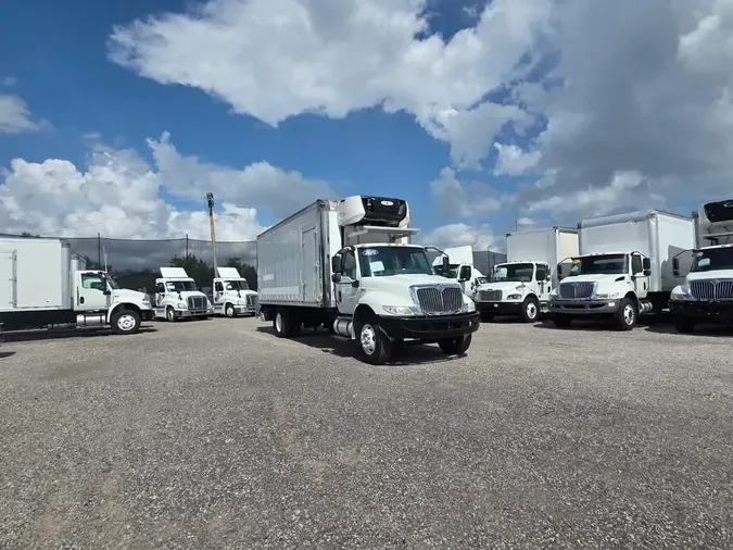 2020 NAVISTAR INTERNATIONAL MV607 (4X2)