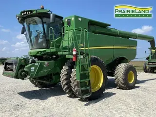 2016 John Deere S680