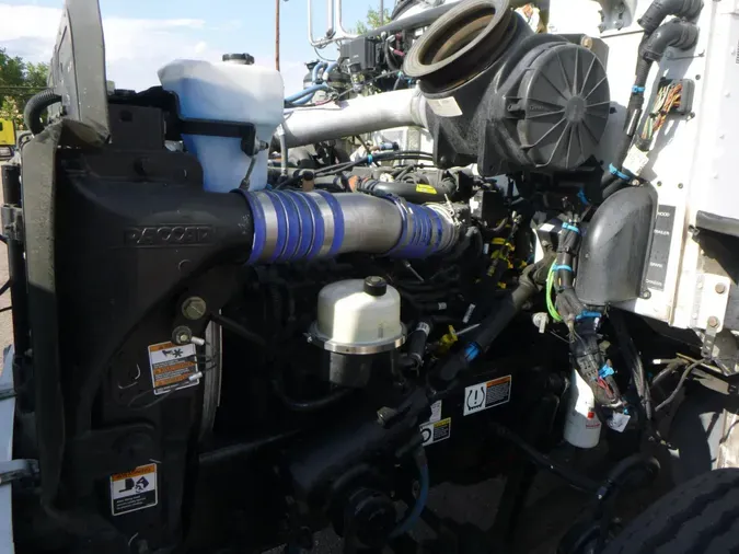 2020 Peterbilt 337
