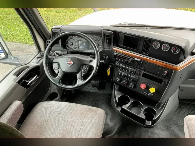 2020 INT LT625 6x4
