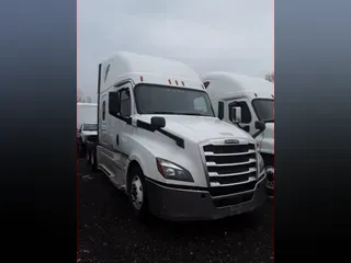 2019 FREIGHTLINER/MERCEDES NEW CASCADIA PX12664