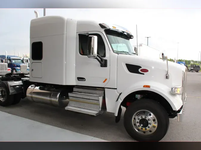 2021 Peterbilt 567