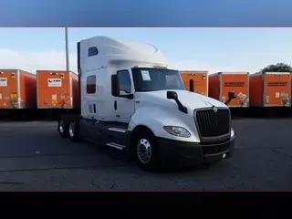 2022 International LT