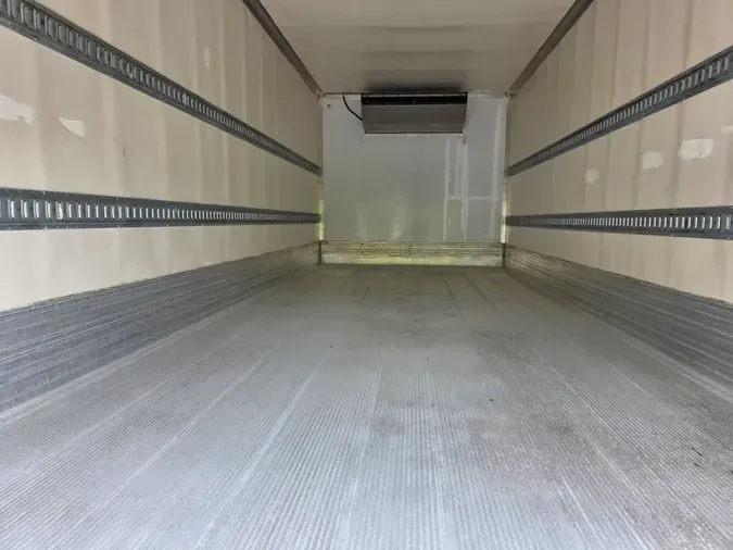 2018 ISUZU NRR1b4f9621e4f1975f71bc8c304edb6505