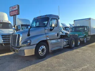 2019 FREIGHTLINER/MERCEDES CASCADIA 125