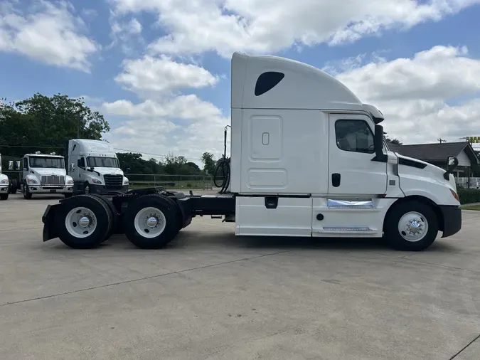 2020 Freightliner Cascadia
