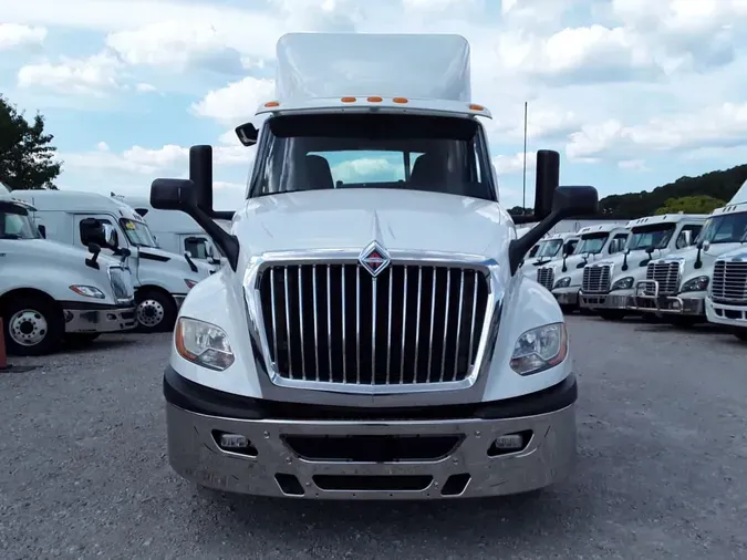 2019 NAVISTAR INTERNATIONAL LT625 DAYCAB T/A