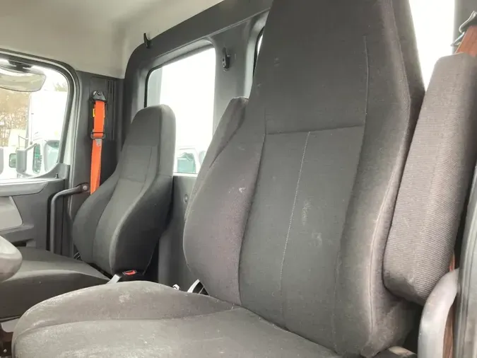 2020 FREIGHTLINER/MERCEDES NEW CASCADIA 1261b563a7decd4dcf45ea4b4af8ea266ff