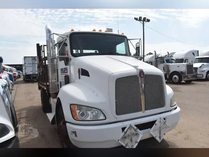 2010 KENWORTH T270