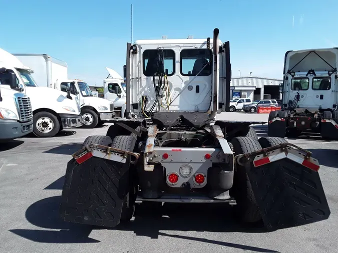 2019 FREIGHTLINER/MERCEDES CASCADIA 125