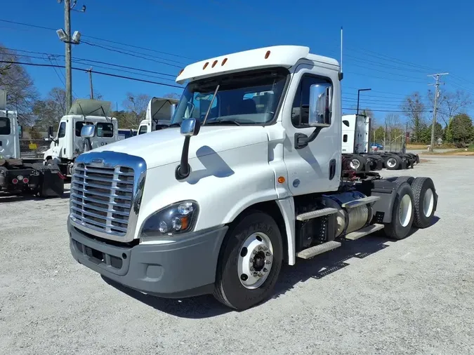 2018 FREIGHTLINER/MERCEDES CASCADIA 1251b5c5ece6f0e32dbef231aeb25e5140f