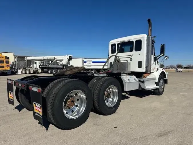 2020 Peterbilt 567