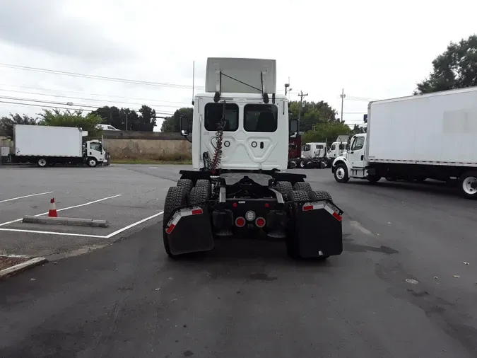 2018 FREIGHTLINER/MERCEDES CASCADIA 125